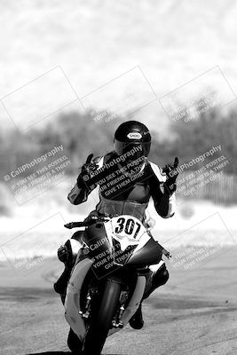 media/Mar-12-2022-SoCal Trackdays (Sat) [[152081554b]]/Track Exit (For Lunch)/